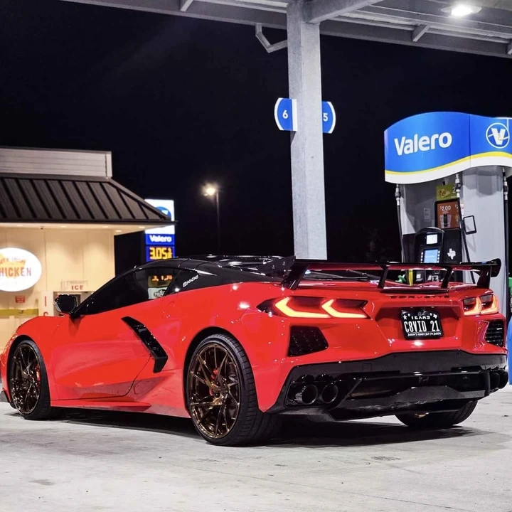 2021 Chevrolet Corvette C8 - Image 2 of 4
