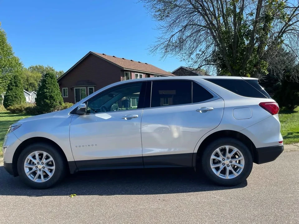 2021 Chevrolet Equinox - Image 9 of 16