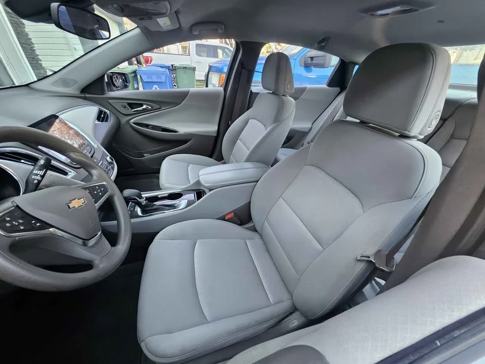 2021 Chevrolet Malibu - Image 9 of 10