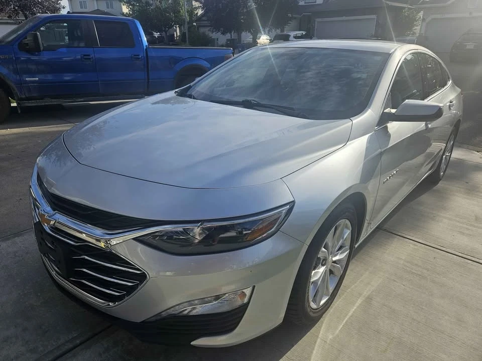 2021 Chevrolet Malibu - Image 2 of 10