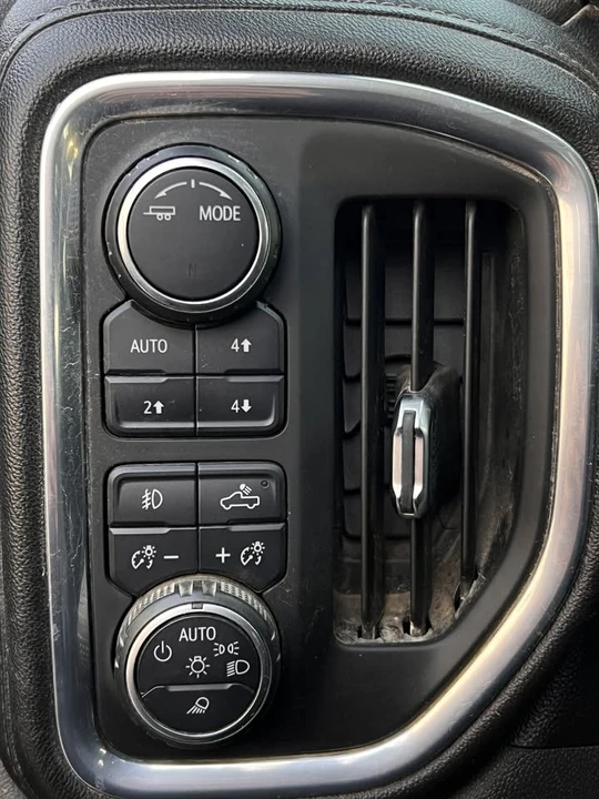 2021 Chevrolet Silverado 3rd Gen - Image 13 of 18