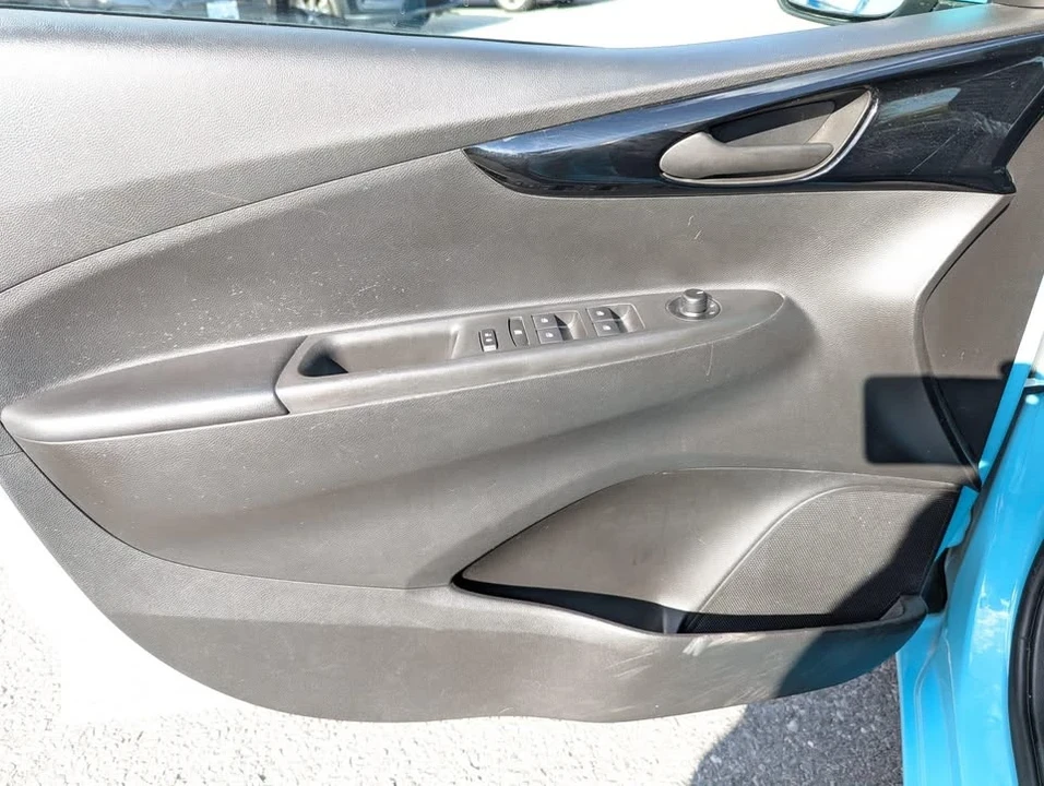 2021 Chevrolet Spark - Image 2 of 8