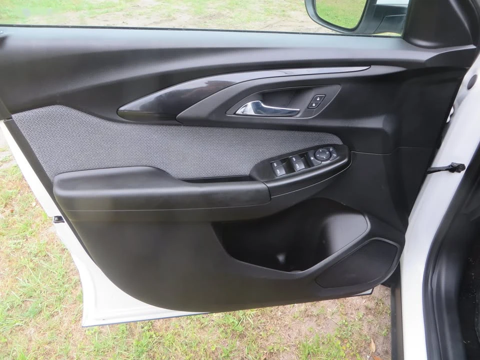 2021 Chevrolet Trailblazer - Image 7 of 19
