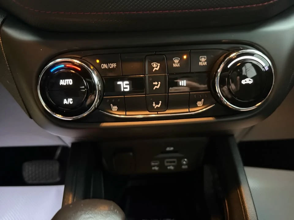 2021 Chevrolet Trailblazer - Image 11 of 20