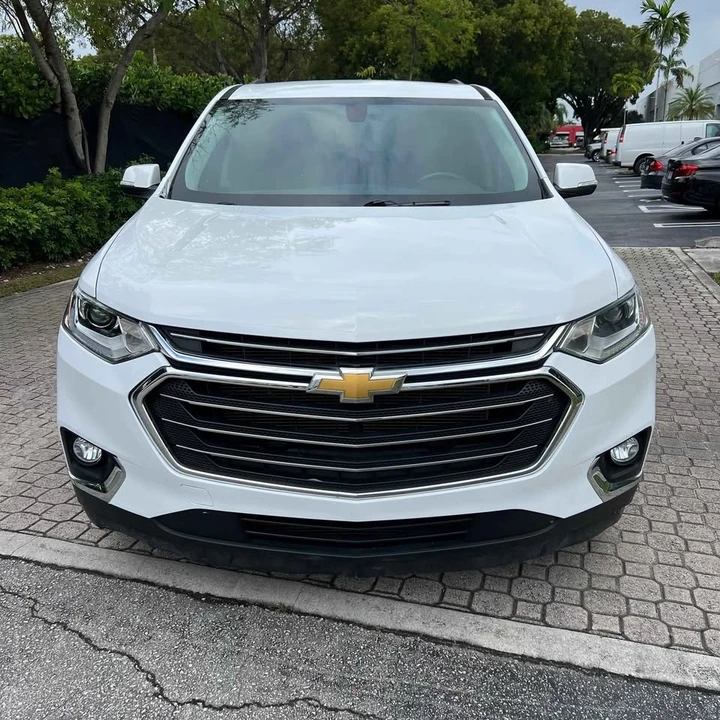 2021 Chevrolet Traverse - Image 2 of 7