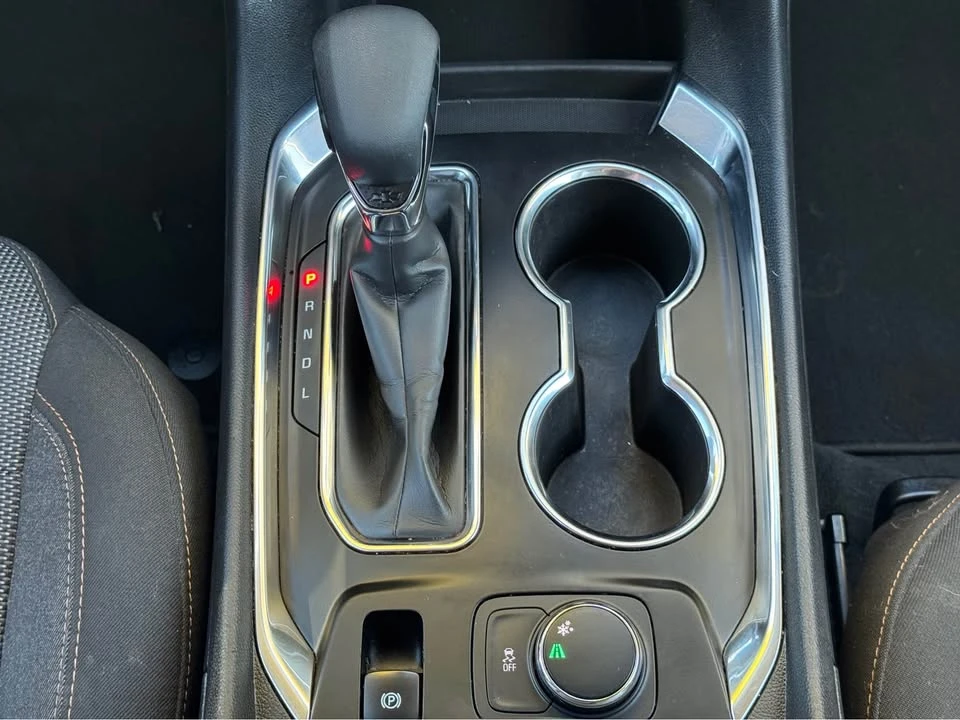2021 Chevrolet Traverse - Image 15 of 18