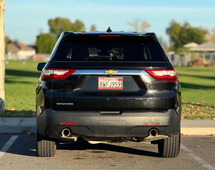 2021 Chevrolet Traverse - Image 7 of 18