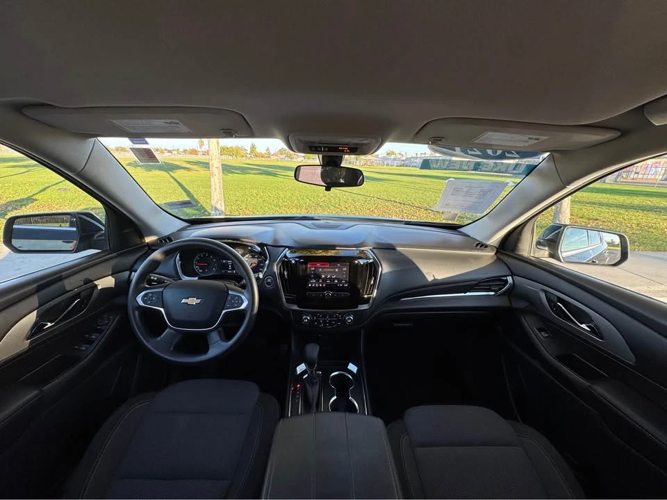 2021 Chevrolet Traverse - Image 13 of 18