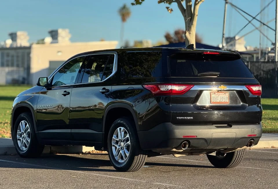 2021 Chevrolet Traverse - Image 6 of 18