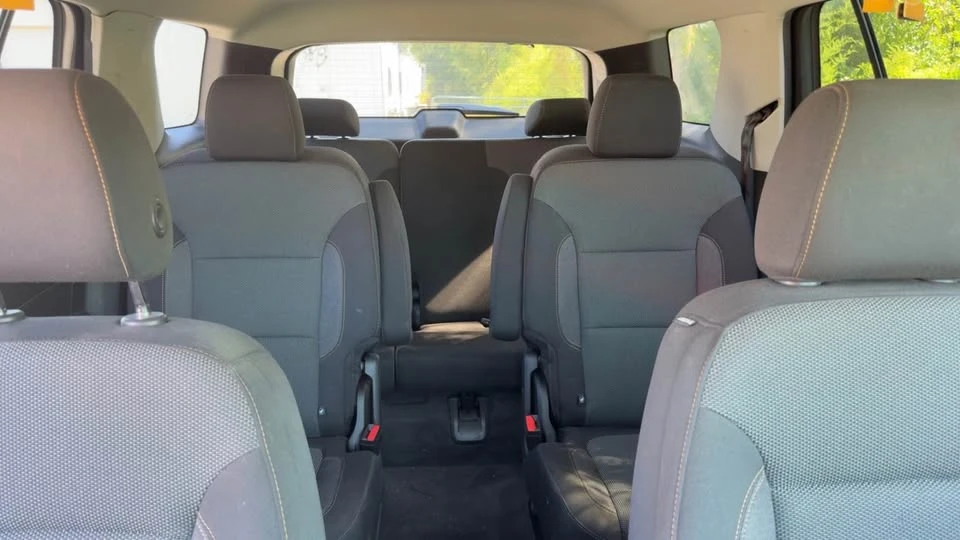 2021 Chevrolet Traverse - Image 8 of 13