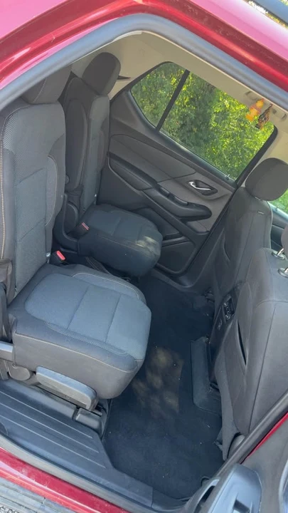 2021 Chevrolet Traverse - Image 7 of 13