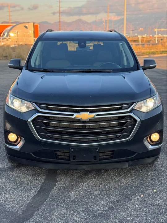 2021 Chevrolet Traverse - Image 4 of 20
