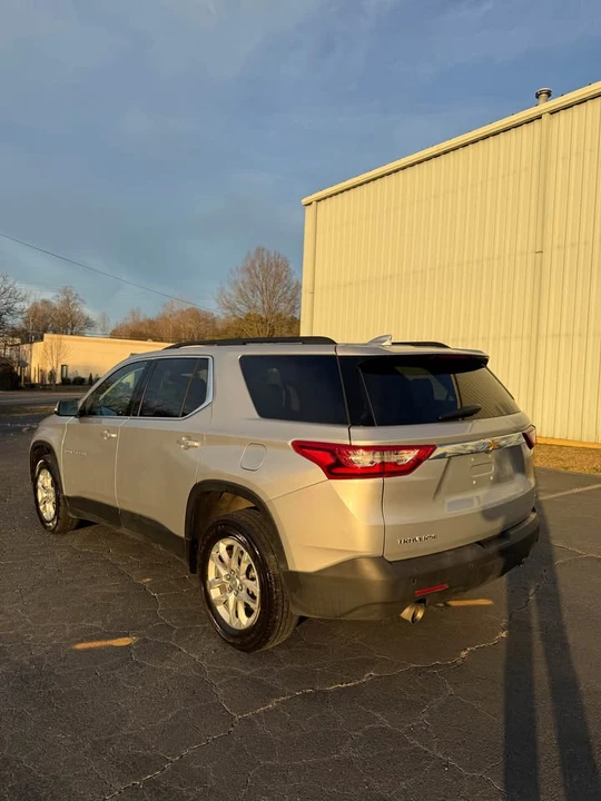 2021 Chevrolet Traverse - Image 5 of 19