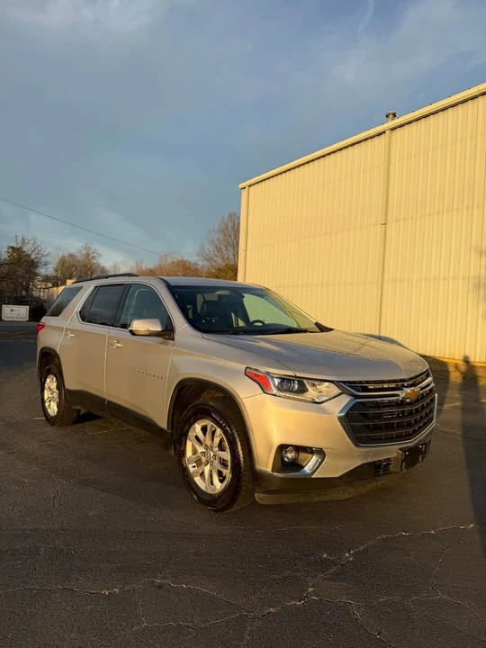 2021 Chevrolet Traverse - Image 2 of 19
