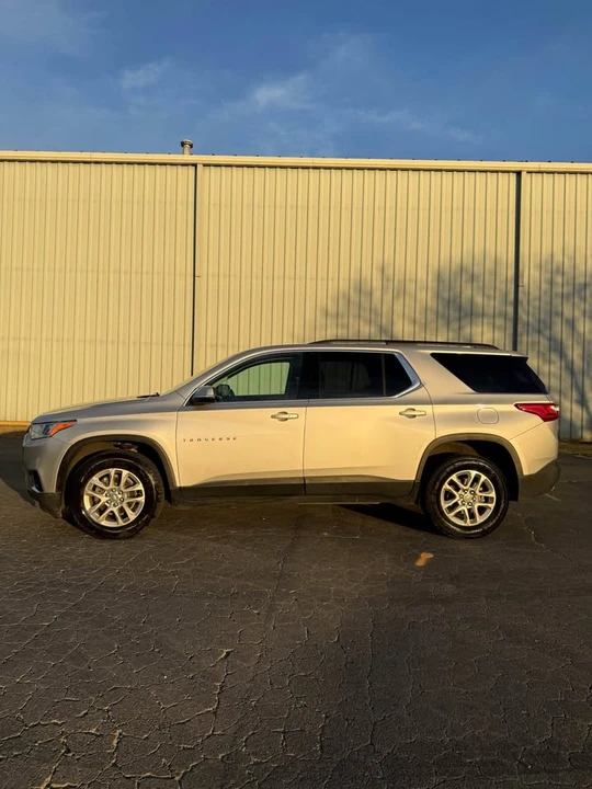 2021 Chevrolet Traverse - Image 8 of 19