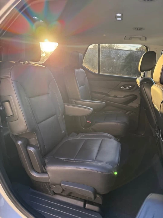 2021 Chevrolet Traverse - Image 12 of 19