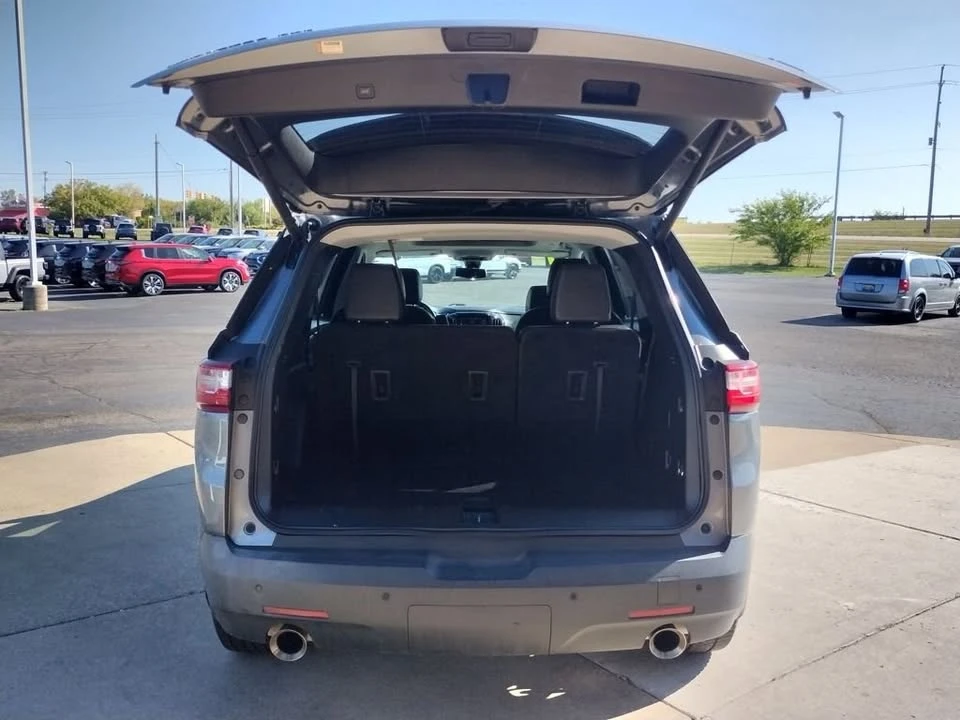 2021 Chevrolet Traverse - Image 13 of 18