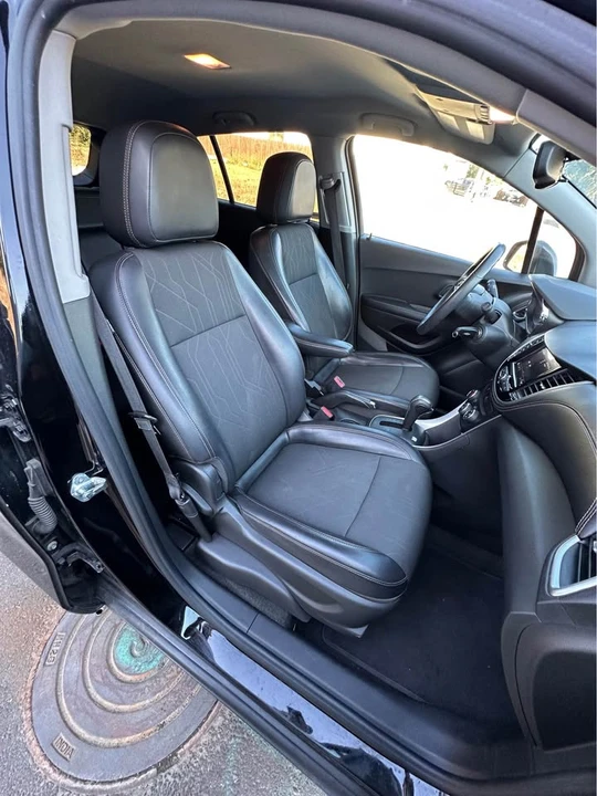 2021 Chevrolet Trax - Image 16 of 17
