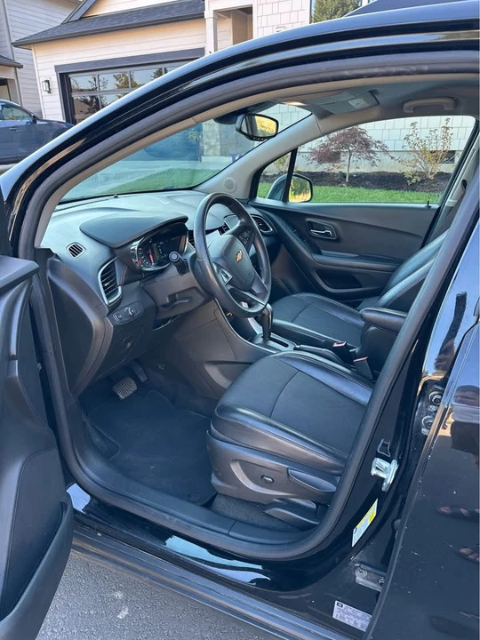 2021 Chevrolet Trax - Image 8 of 17