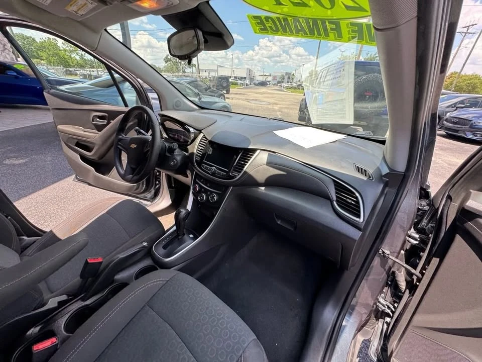 2021 Chevrolet Trax - Image 17 of 18