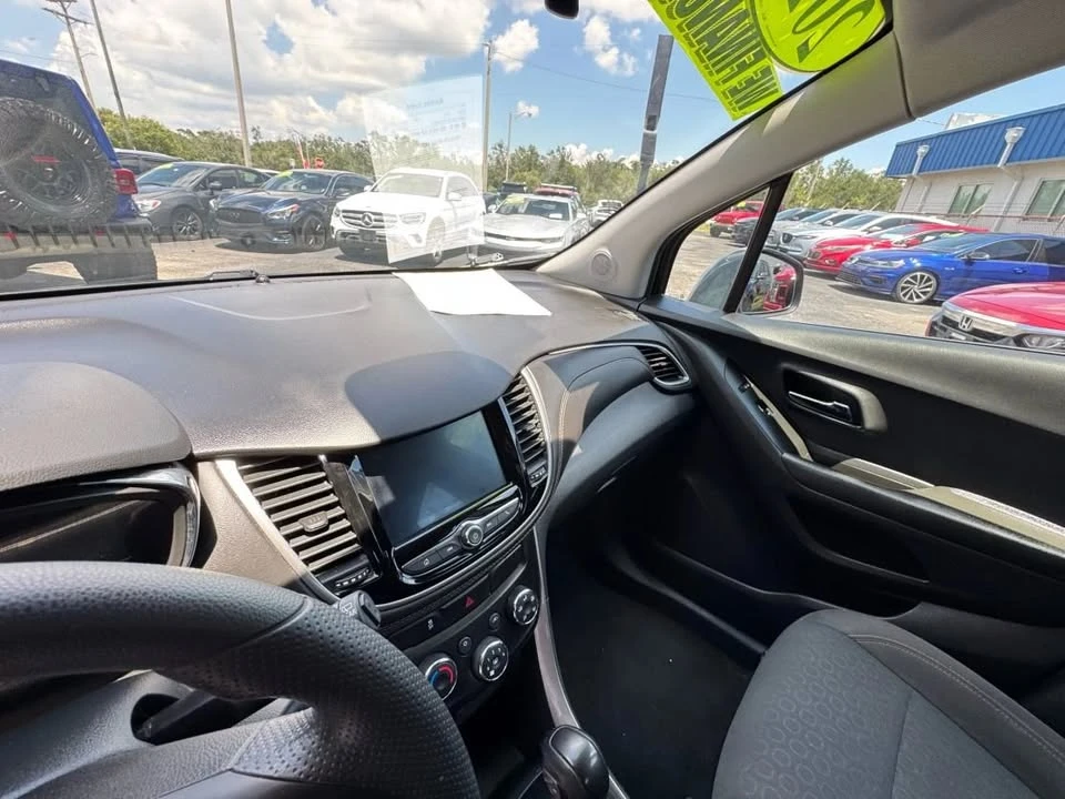2021 Chevrolet Trax - Image 11 of 18