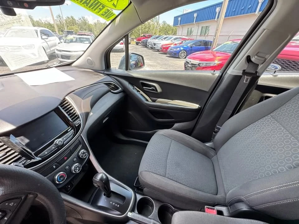 2021 Chevrolet Trax - Image 9 of 18