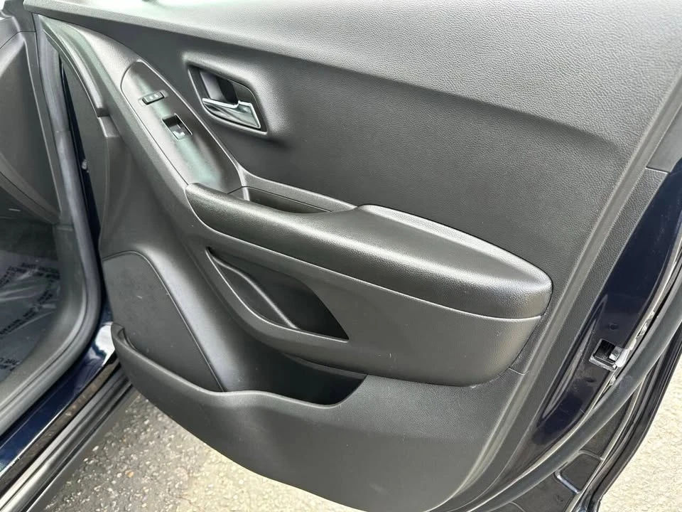 2021 Chevrolet Trax - Image 17 of 18