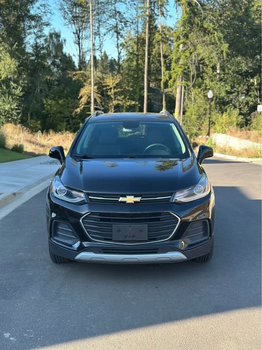 2021 Chevrolet Trax - Image 2 of 17