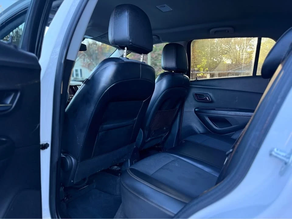 2021 Chevrolet Trax - Image 10 of 13