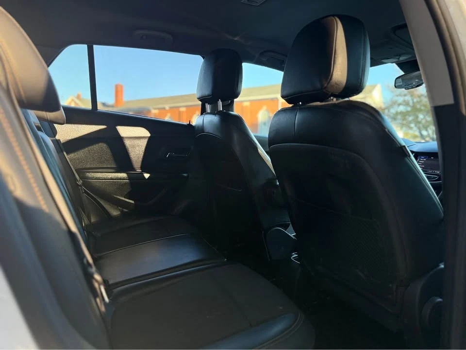 2021 Chevrolet Trax - Image 12 of 13
