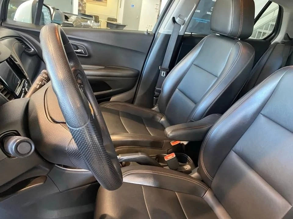 2021 Chevrolet Trax - Image 12 of 20
