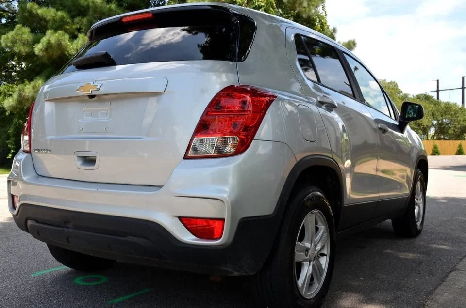 2021 Chevrolet Trax - Image 4 of 13