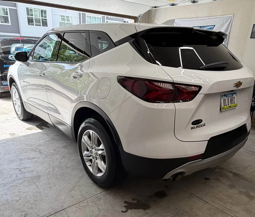 2021 Chevrolet Blazer - Image 2 of 7