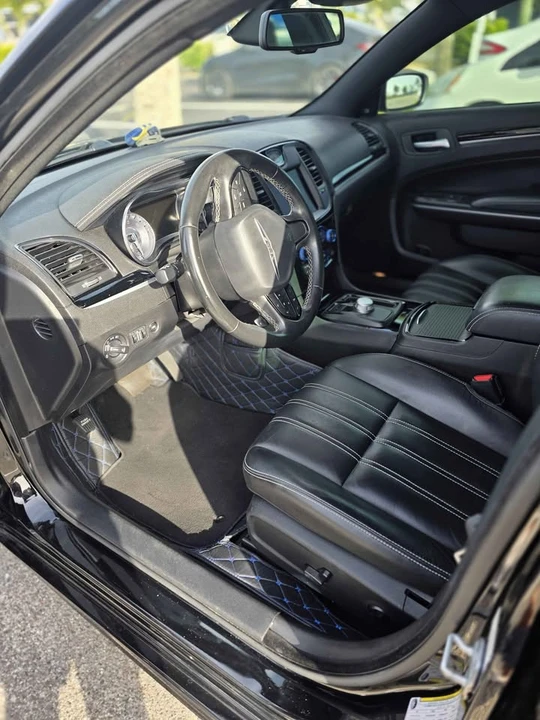 2021 Chrysler 300 (2005-2023) - Image 13 of 16