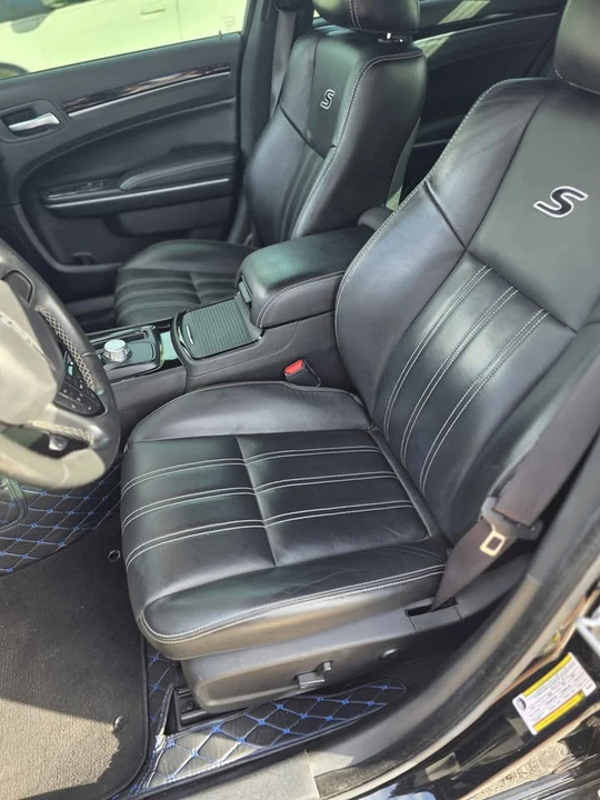 2021 Chrysler 300 (2005-2023) - Image 14 of 16