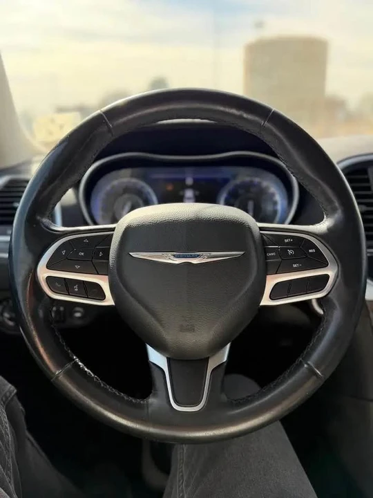 2021 Chrysler 300 (2005-2023) - Image 11 of 14