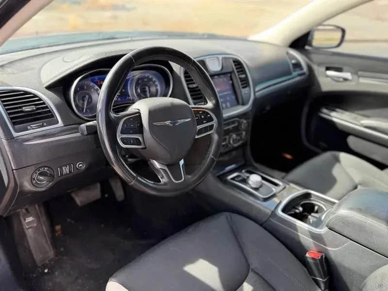 2021 Chrysler 300 (2005-2023) - Image 7 of 14