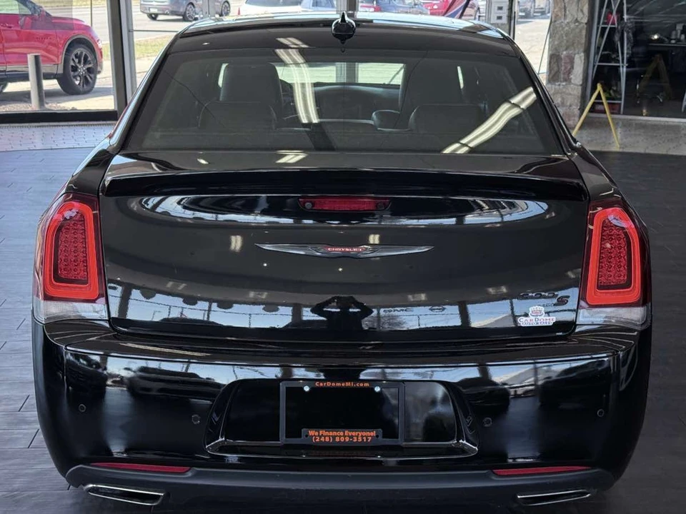 2021 Chrysler 300 (2005-2023) - Image 14 of 21