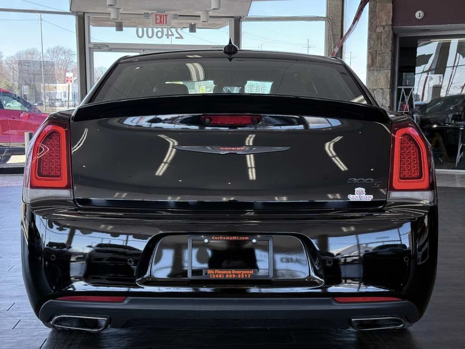 2021 Chrysler 300 (2005-2023) - Image 15 of 21