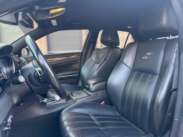 2021 Chrysler 300 (2005-2023) - Image 16 of 21