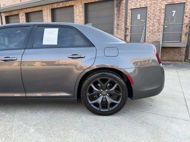 2021 Chrysler 300 (2005-2023) - Image 4 of 21