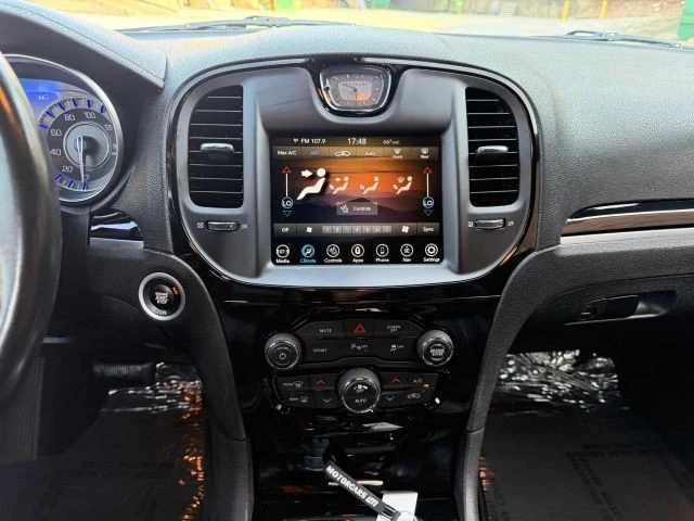 2021 Chrysler 300 (2005-2023) - Image 14 of 21