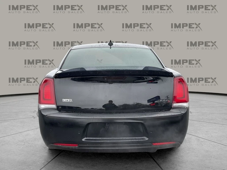 2021 Chrysler 300 (2005-2023) - Image 4 of 12