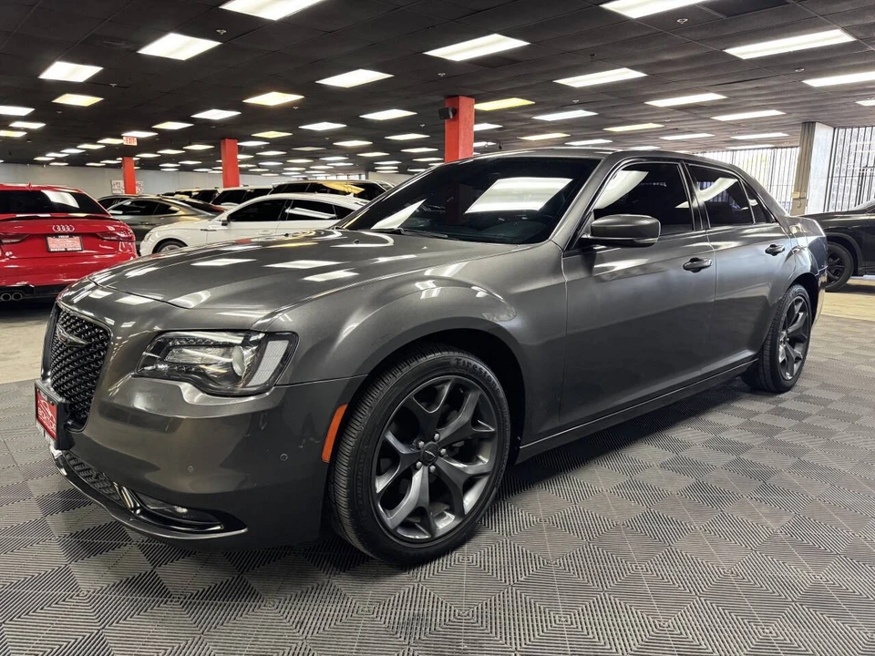 2021 Chrysler 300 (2005-2023) - Image 6 of 12