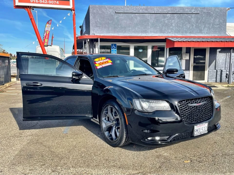 2021 Chrysler 300 (2005-2023) - Image 5 of 11