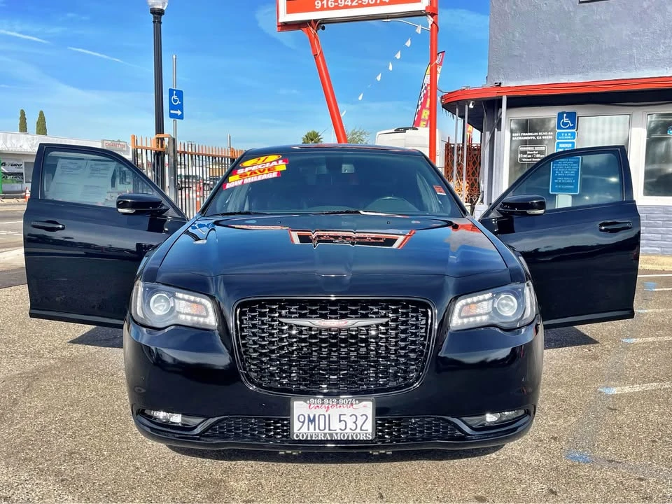 2021 Chrysler 300 (2005-2023) - Image 3 of 11