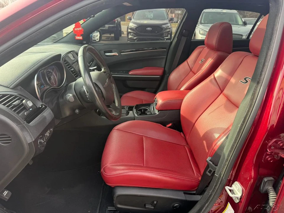 2021 Chrysler 300 (2005-2023) - Image 15 of 21