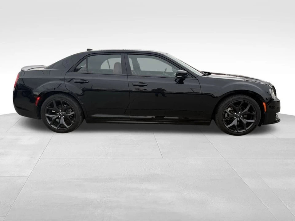 2021 Chrysler 300 (2005-2023) - Image 7 of 12