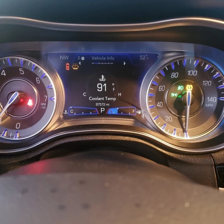 2021 Chrysler 300 (2005-2023) - Image 7 of 12