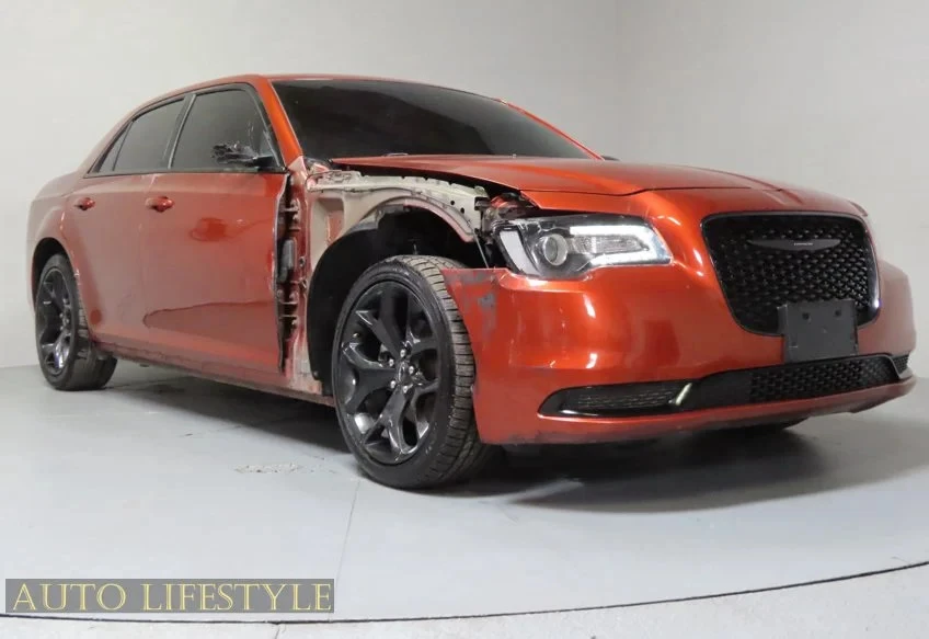 2021 Chrysler 300 (2005-2023) - Image 4 of 31